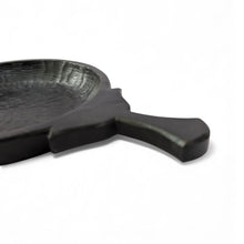 Load image into Gallery viewer, Cottage Ebony Single handle Platter