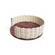 Load image into Gallery viewer, Cottage basket with Breakfast Plates - Pearla