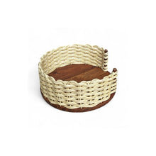 Load image into Gallery viewer, Cottage Basket with Quarter Plate - Pearla