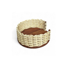 Load image into Gallery viewer, Cottage Cane Basket for quarter plates