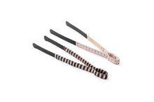 Load image into Gallery viewer, Wicker All-Season & Yin-Yang Cane - Tongs Small