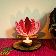 Load image into Gallery viewer, Reborn Free Noor Padum Lamp
