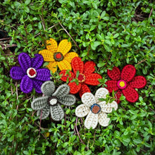 Load image into Gallery viewer, Reborn Free Table Flowers
