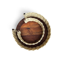 Load image into Gallery viewer, Cottage Cane Basket for quarter plates
